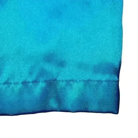 Valerie Stevens Satin Aqua 2 Piece Pajama Set Small - Picture 7 of 7